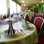 酒店 休伯特诺夫匝姆吉酒店 Nové Zámky