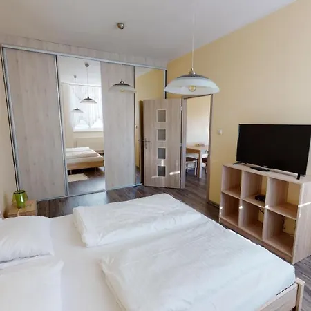 Hubert Hotel 3*