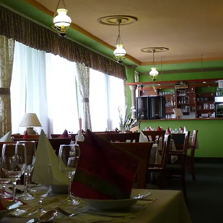 Hubert Ξενοδοχείο 3*