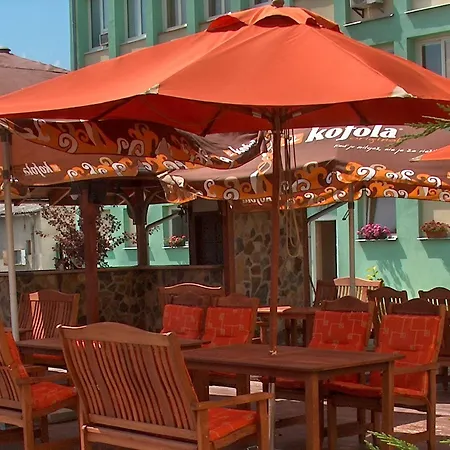 Hubert Hotel Nové Zámky