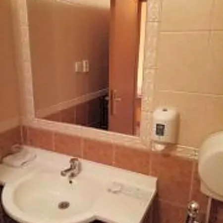 Hotel Hubert 3*