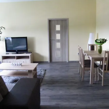 Hubert Otel Nové Zámky