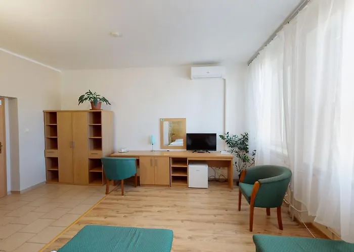 Hubert Hotel Nové Zámky